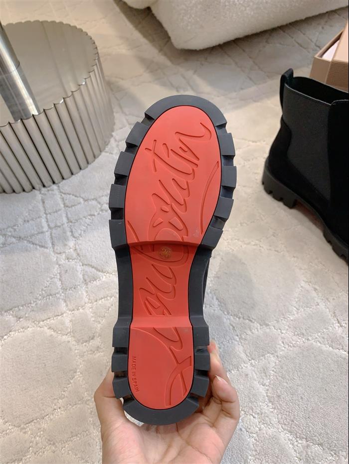 2025112818626746 390